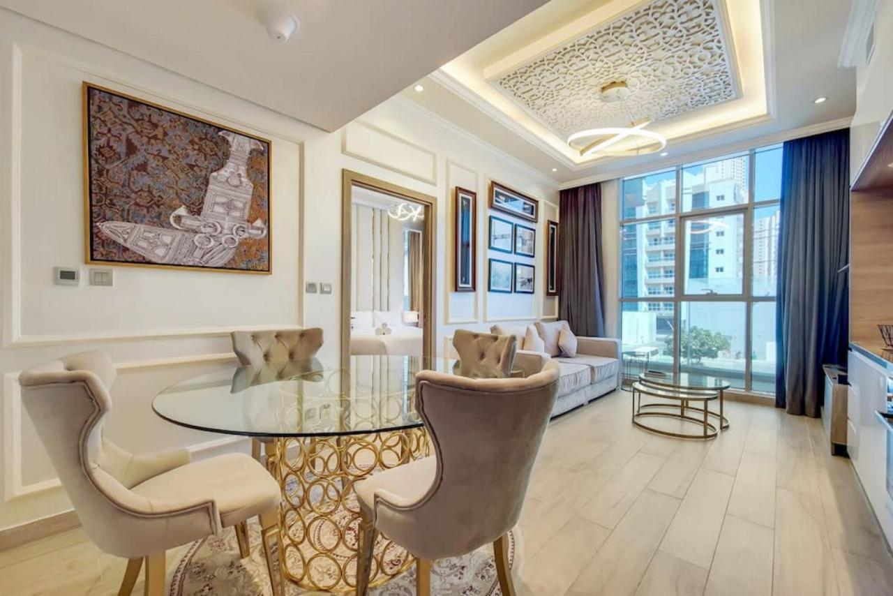 Apartment One - Beautiful One Bedroom *